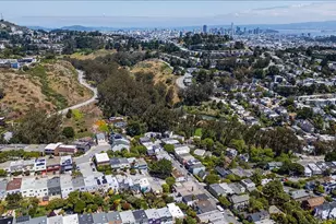 147 Stillings Ave, San Francisco, CA 94131 - Photo 35