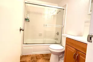 58 Bishop St, San Francisco, CA 94134 - Photo 13