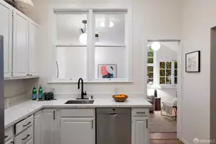 105 Cortland Ave, San Francisco, CA 94110 - Photo 17