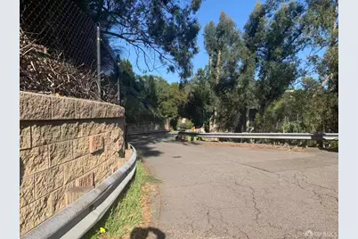 6773 Charing Cross Road, Berkeley, CA 94705 - Photo 3