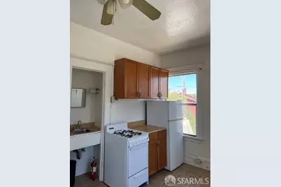 210 Tunnel Avenue, Richmond, CA 94801 - Photo 15