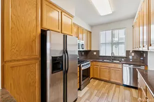 338 Village Ln, Richmond, CA 94801 - Photo 5