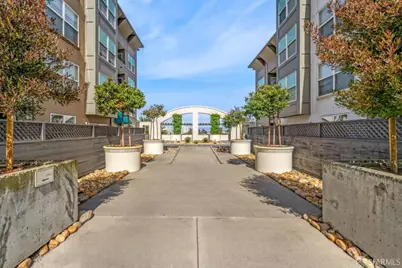 8300 Oceanview Terrace #101, San Francisco, CA 94132 - Photo 15