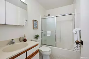 1678 Wallace Ave, San Francisco, CA 94124 - Photo 17