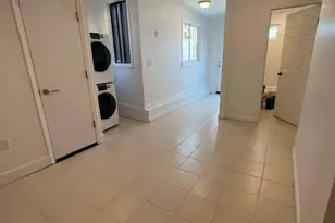 1404 Van Dyke Ave, San Francisco, CA 94124 - Photo 5