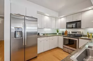 1438 Green St, San Francisco, CA 94109 - Photo 19