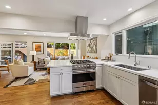 34 Dorantes Ave, San Francisco, CA 94116 - Photo 17