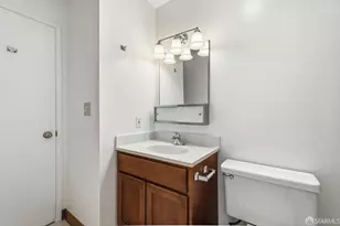 5 Admiral Dr, Emeryville, CA 94608 - Photo 13