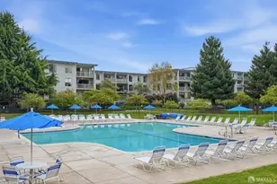 5 Admiral Dr, Emeryville, CA 94608 - Photo 31