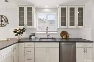 10205 Longfellow Ave, Oakland, CA 94603 - Photo 17