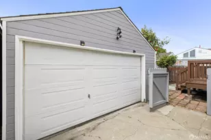 10205 Longfellow Ave, Oakland, CA 94603 - Photo 33