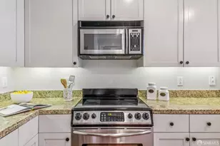 2001 McAllister St, San Francisco, CA 94118 - Photo 7