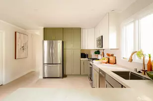 2039 Sacramento St, San Francisco, CA 94109 - Photo 9