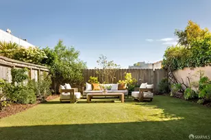 2039 Sacramento St, San Francisco, CA 94109 - Photo 19