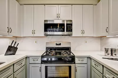 2407 Telegraph Avenue #504, Oakland, CA 94612 - Photo 55