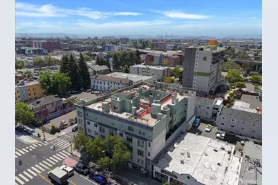 2407 Telegraph Avenue #504, Oakland, CA 94612 - Photo 23