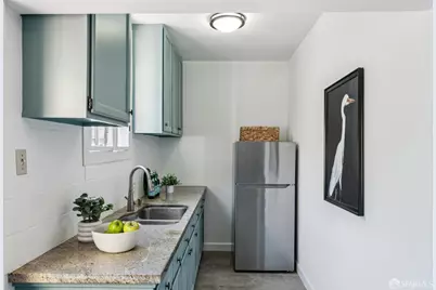 573 Edinburgh Street, San Francisco, CA 94112 - Photo 13