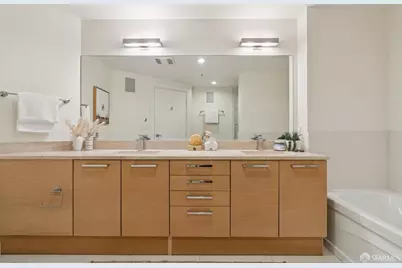 1 Hawthorne Street #4H, San Francisco, CA 94105 - Photo 31