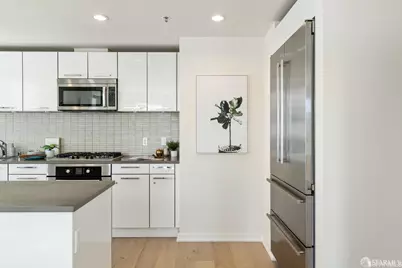 1 Hawthorne Street #4H, San Francisco, CA 94105 - Photo 17