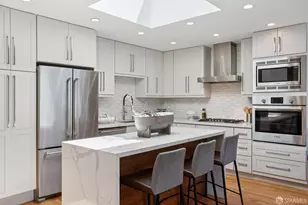 215 Bradford St, San Francisco, CA 94110 - Photo 13