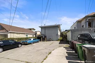 2120 E 22nd Ave, Oakland, CA 94606 - Photo 3