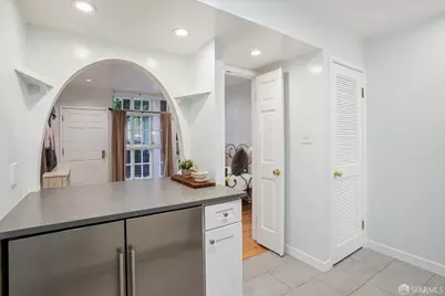 2001 Sacramento Street #9, San Francisco, CA 94109 - Photo 9