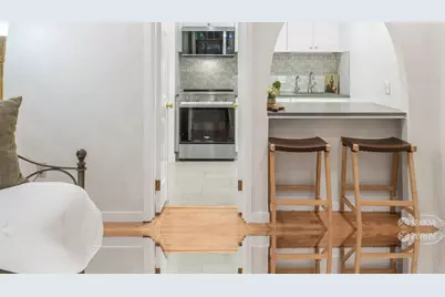 2001 Sacramento Street #9, San Francisco, CA 94109 - Photo 13