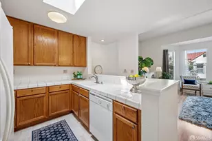9 Lydia Ave, San Francisco, CA 94124 - Photo 11