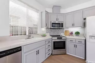 1099 Farmstead Ct, San Pablo, CA 94806 - Photo 9