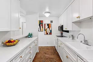 2040 Franklin St, San Francisco, CA 94109 - Photo 17