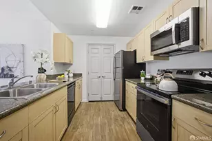 1550 Technology Dr, San Jose, CA 95110 - Photo 11