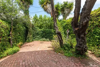 3320 22nd Street, San Francisco, CA 94110 - Photo 19