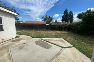 2222 W Vine St, Visalia, CA 93291 - Photo 13