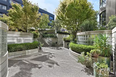 300 3rd Street #1208, San Francisco, CA 94123 - Photo 23
