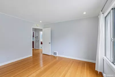 1547 Hudson Avenue, San Francisco, CA 94124 - Photo 9