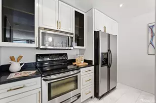 300 3rd St, San Francisco, CA 94107 - Photo 13