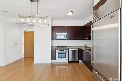 425 1st Street #4304, San Francisco, CA 94105 - Photo 11