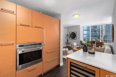 301 Mission Street #31F, San Francisco, CA 94105 - Photo 13
