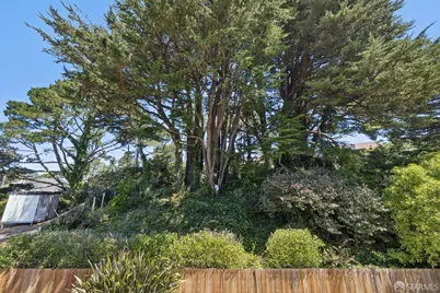 727 Lockhaven Drive, Pacifica, CA 94044 - Photo 25