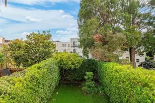1655 Beach St, San Francisco, CA 94123 - Photo 5