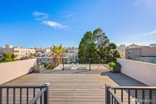1655 Beach St, San Francisco, CA 94123 - Photo 23