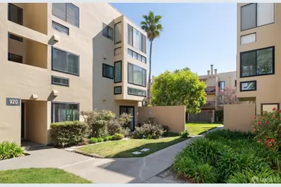 920 Beach Park Boulevard #42, Foster City, CA 94404 - Photo 33