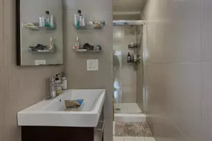 1062 Sutter St, San Francisco, CA 94109 - Photo 7