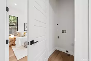 626 54th St, Oakland, CA 94609 - Photo 51