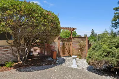 411 Las Lomas Way, Walnut Creek, CA 94598 - Photo 73