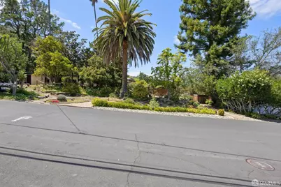 411 Las Lomas Way, Walnut Creek, CA 94598 - Photo 61