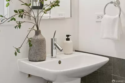 6 Cottage Row, San Francisco, CA 94115 - Photo 11