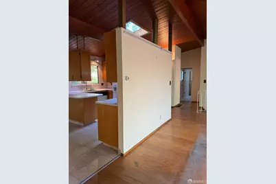 7101 Pinehaven Road, Oakland, CA 94611 - Photo 23
