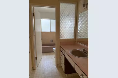 7101 Pinehaven Road, Oakland, CA 94611 - Photo 27