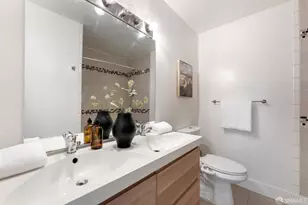 1425 Lakeside Dr, Oakland, CA 94612 - Photo 17